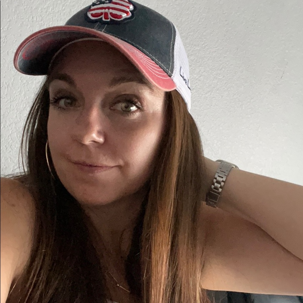 Meet your Posher, Sandy